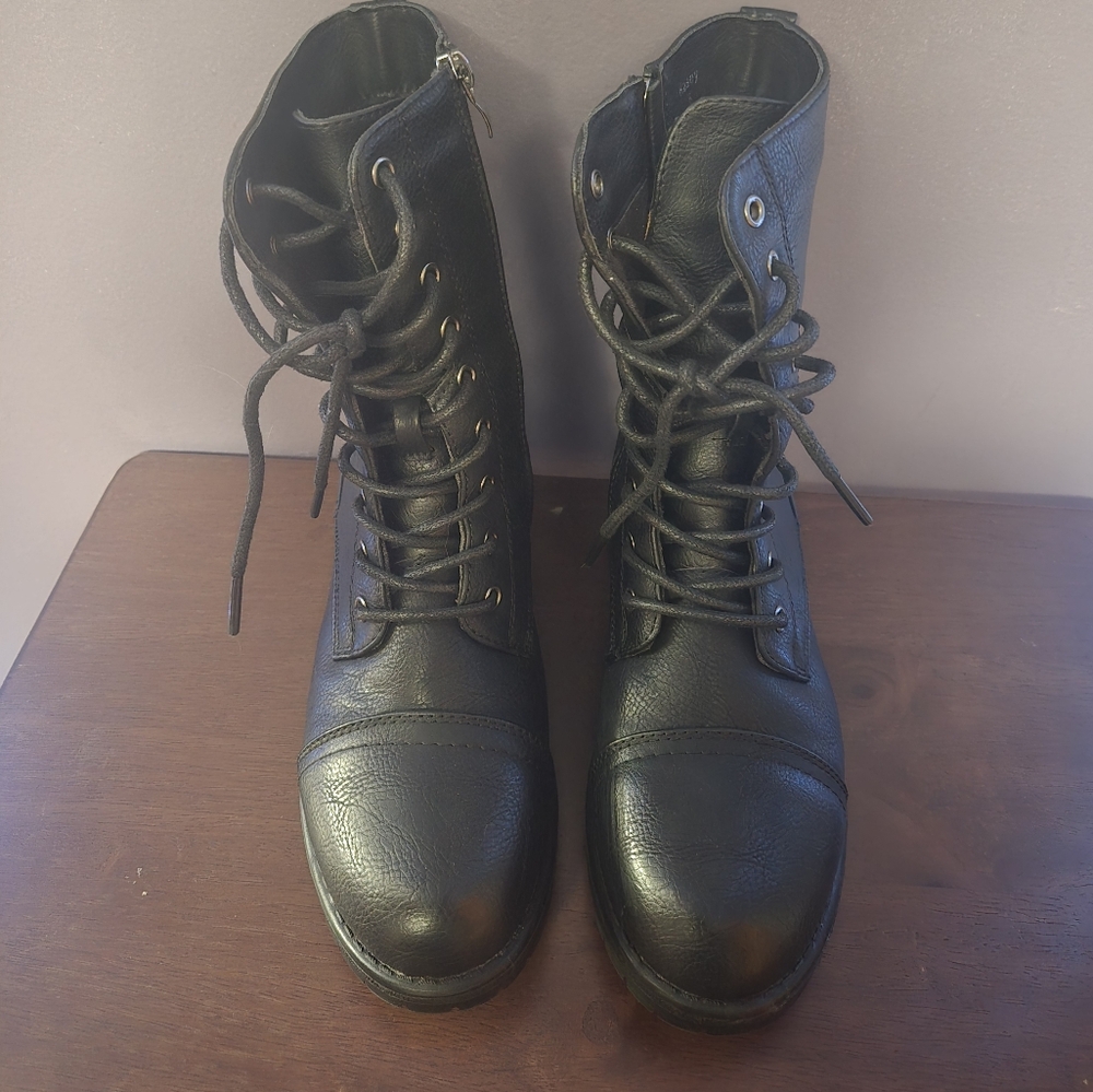 Combat Boots w Zipper